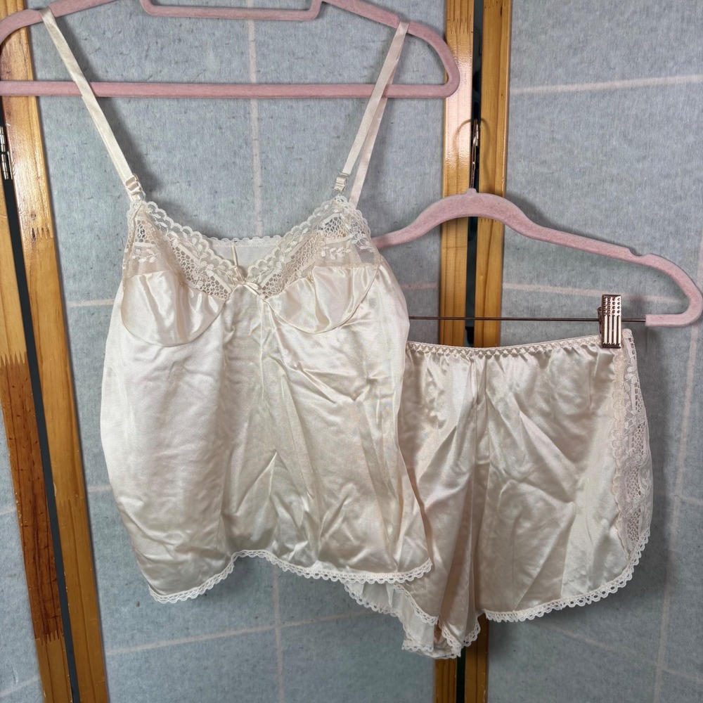Collectible Classics Lingerie Set S/M Cream Lace Satin Camisole Tap Shorts VTG